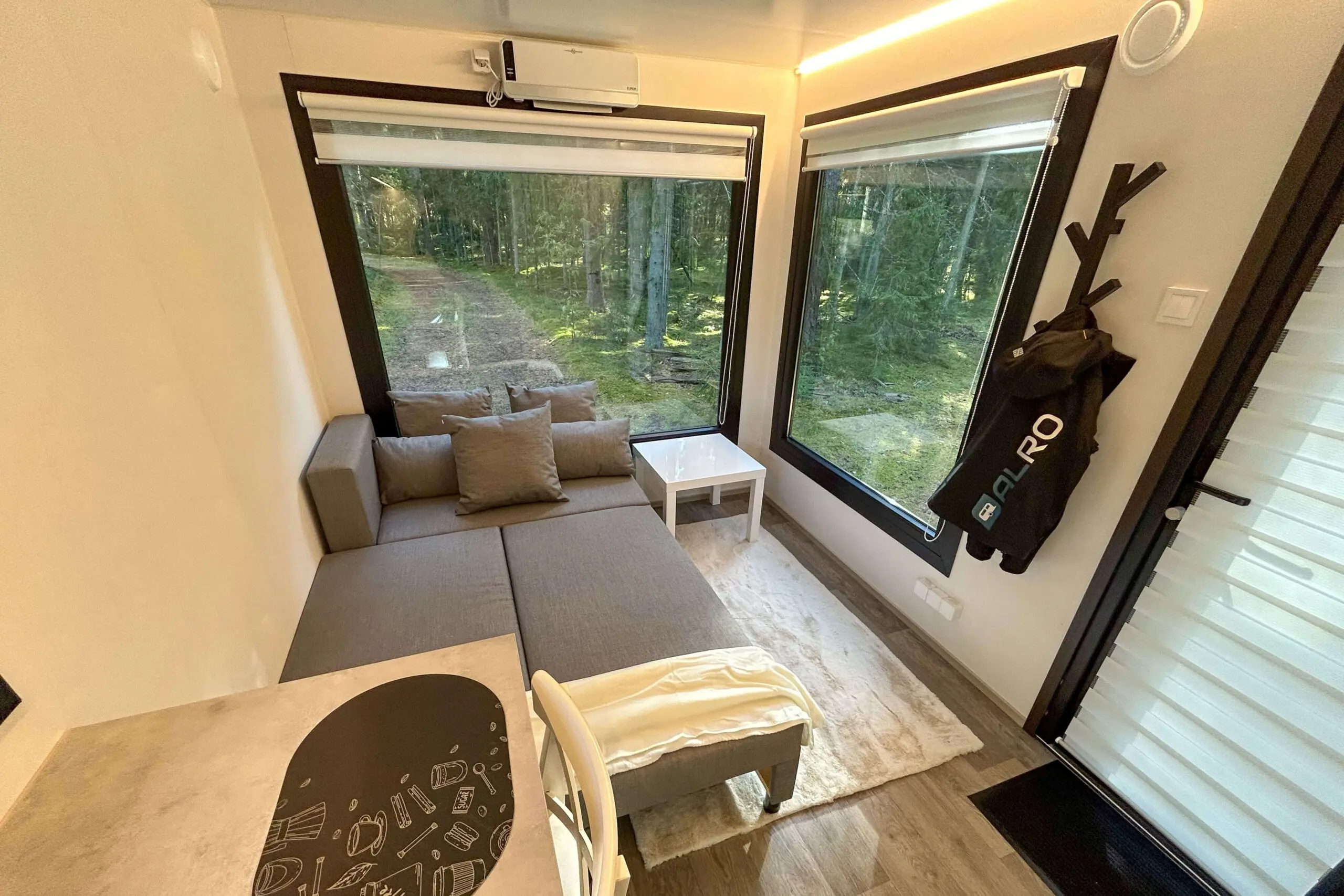 Tiny House Luxe Caravane sur Roues – 5,63 x 2,55 m – Image 12