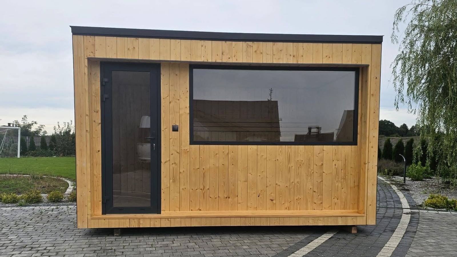 Sauna modulable de 10 m² avec espace de repos,