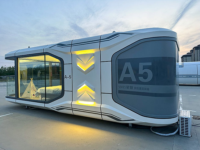 STARLINK Space Capsule House A5 Luxury Tourism Trailer - Premium Glamping Carava – Image 5